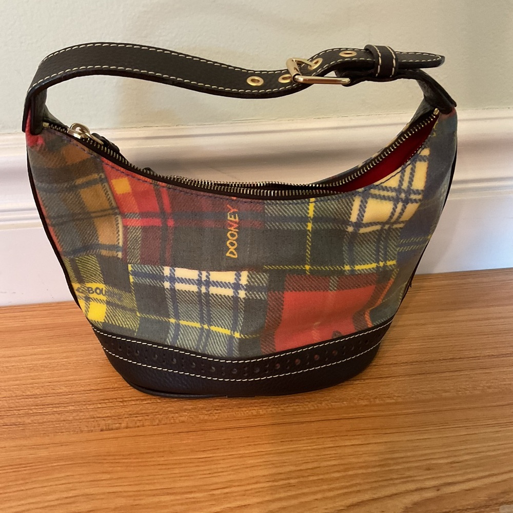 Dooney & Bourke Plaid Shoulder Bag with Leather Trim #2117 - Picture 4 of 6